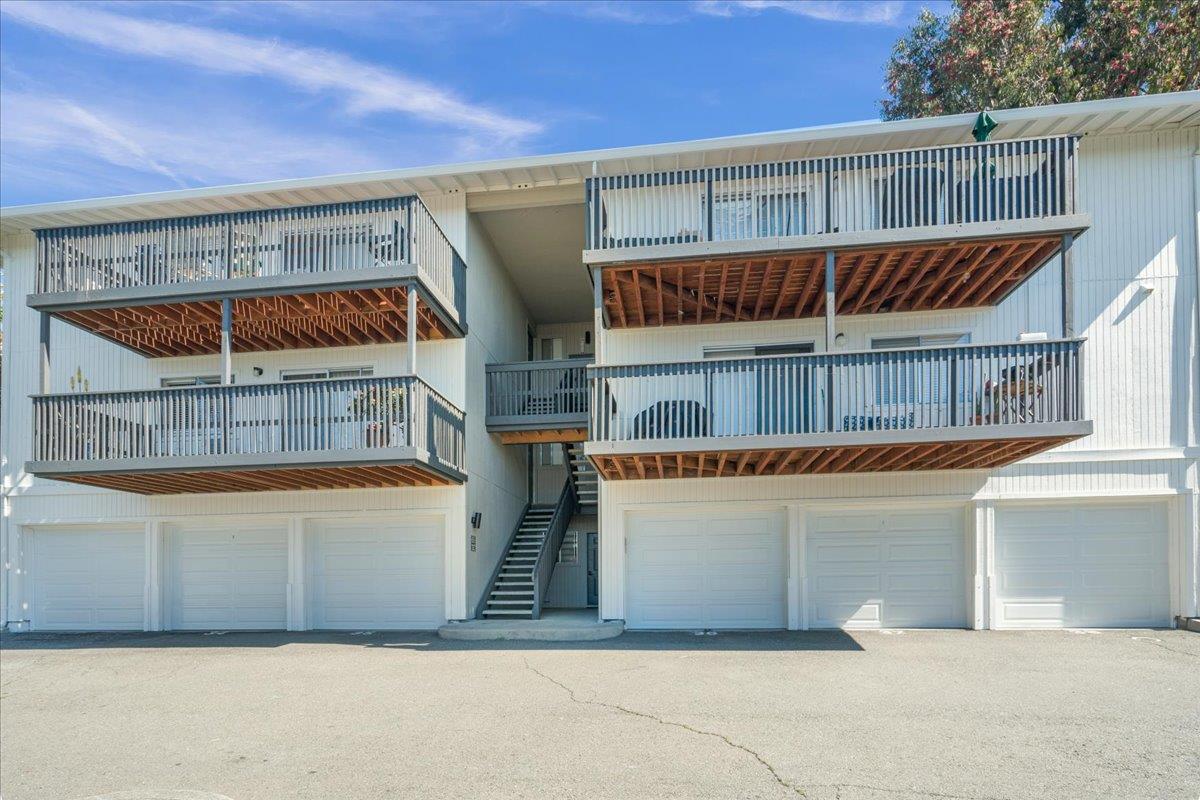 16424 Foothill Boulevard Castro Valley, CA 94578 - Photo 2 of 24