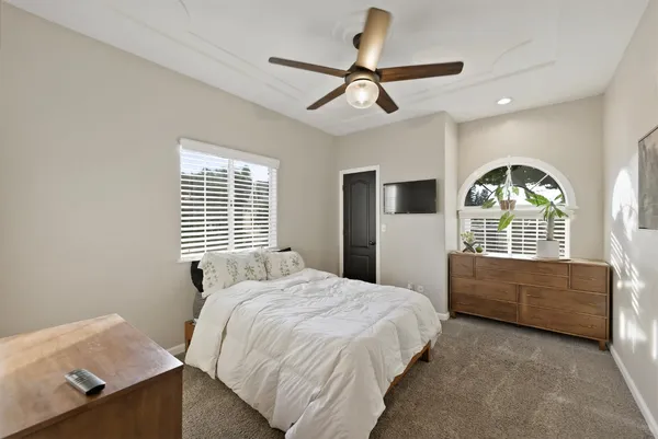 $575,000 | 3287 McKelvy Avenue, Clovis, CA 93611