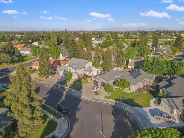 $575,000 | 3287 McKelvy Avenue, Clovis, CA 93611