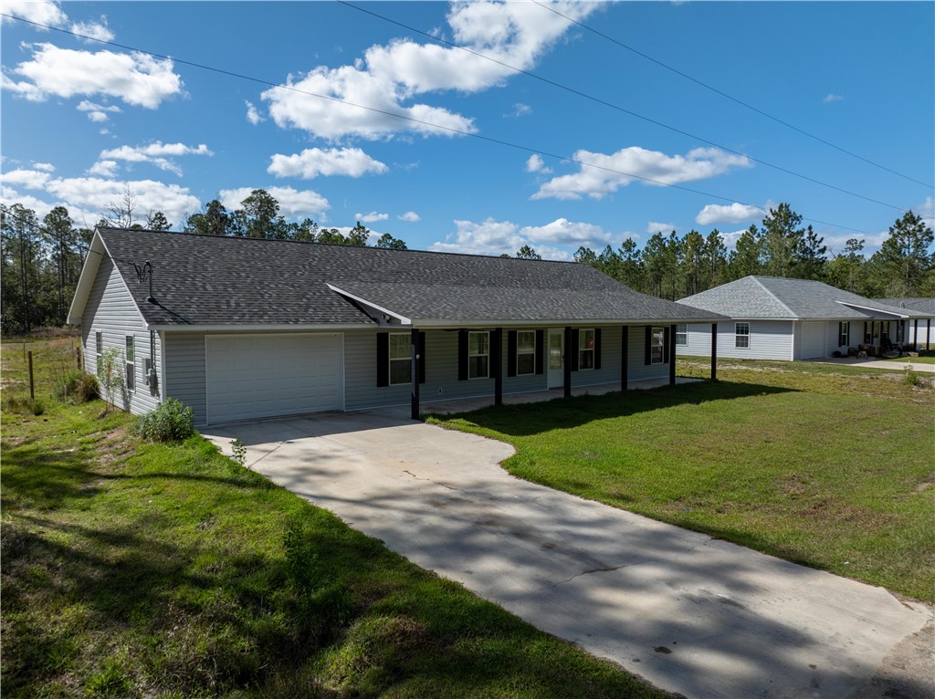 619 Red Hawk Drive Waycross, GA 31503 - Photo 2 of 47