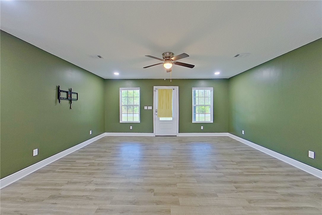 619 Red Hawk Drive Waycross, GA 31503 - Photo 6 of 47