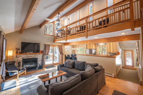 $699,000 | 28 Summit Meadows Circle, West Dover, VT 05356