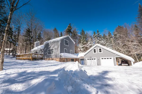 $699,000 | 28 Summit Meadows Circle, West Dover, VT 05356