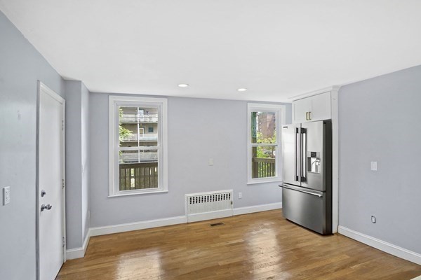 52 Intervale Street Boston, MA 02121 - Photo 3 of 14