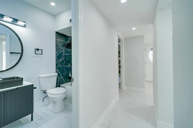 $399,926 | 217 West Tarpon Boulevard Northwest, Port Charlotte, FL 33952