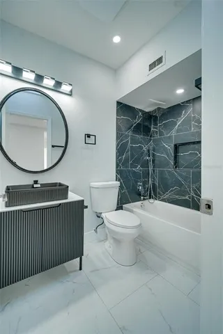 $399,926 | 217 West Tarpon Boulevard Northwest, Port Charlotte, FL 33952