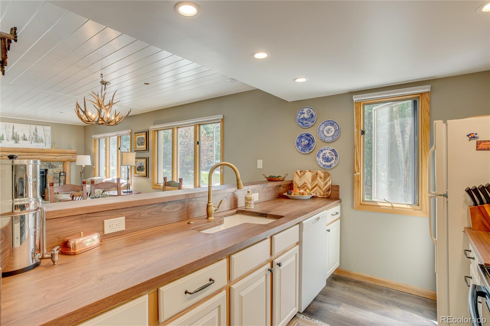 1206 Village Road, Unit 108 Avon, CO 81620 - Photo 13 of 33
