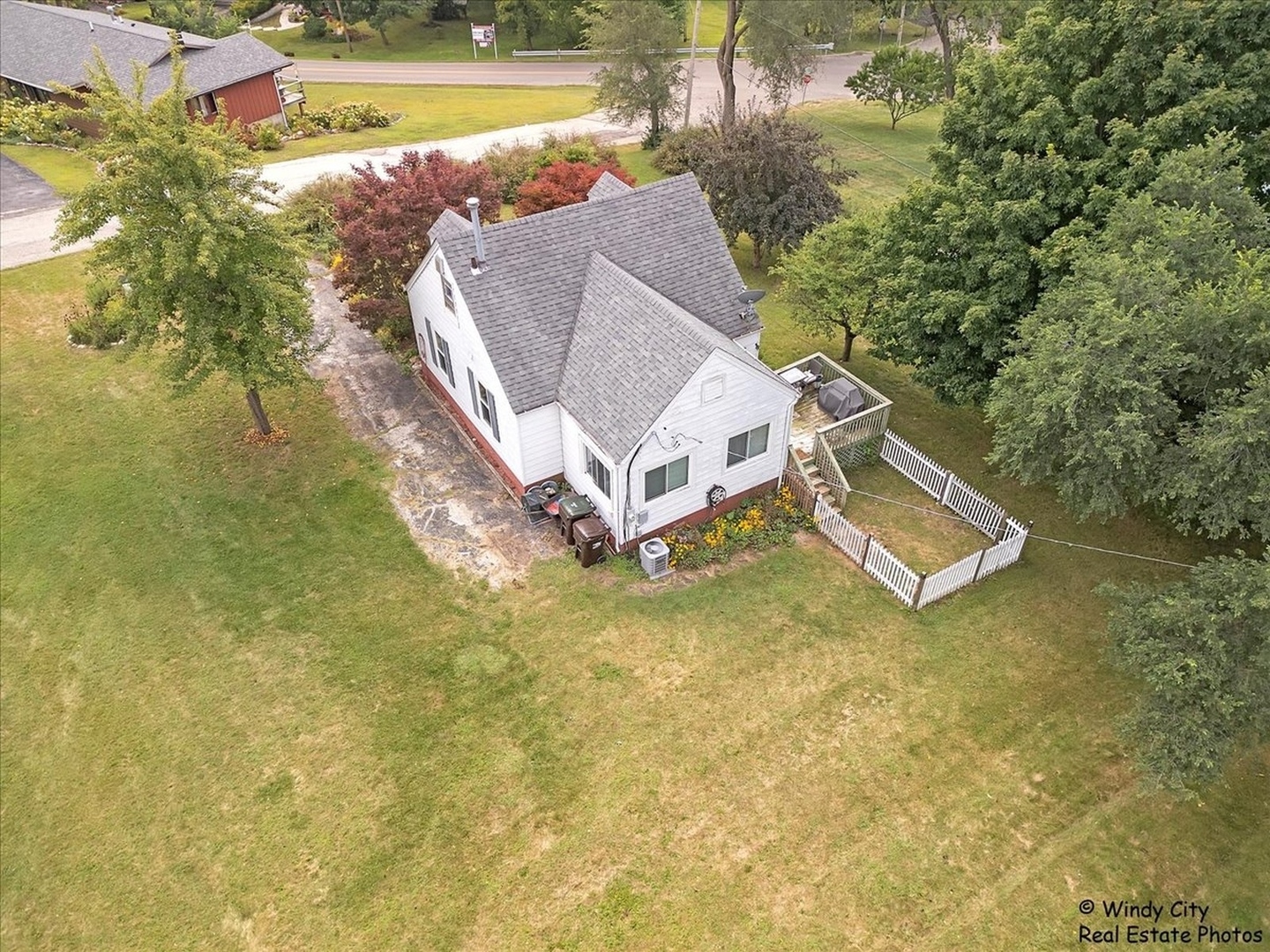 308 Briar Road Island Lake, IL 60042 - Photo 21 of 29 Gallery Image 21