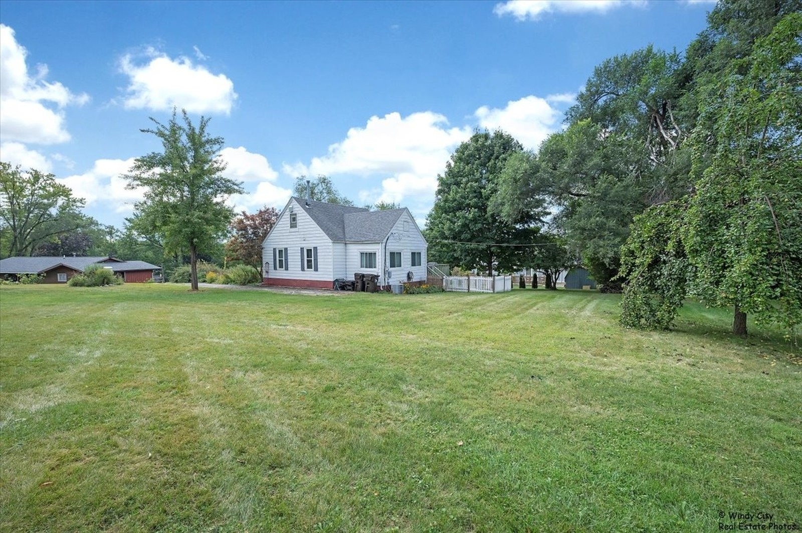 308 Briar Road Island Lake, IL 60042 - Photo 23 of 29 Gallery Image 23