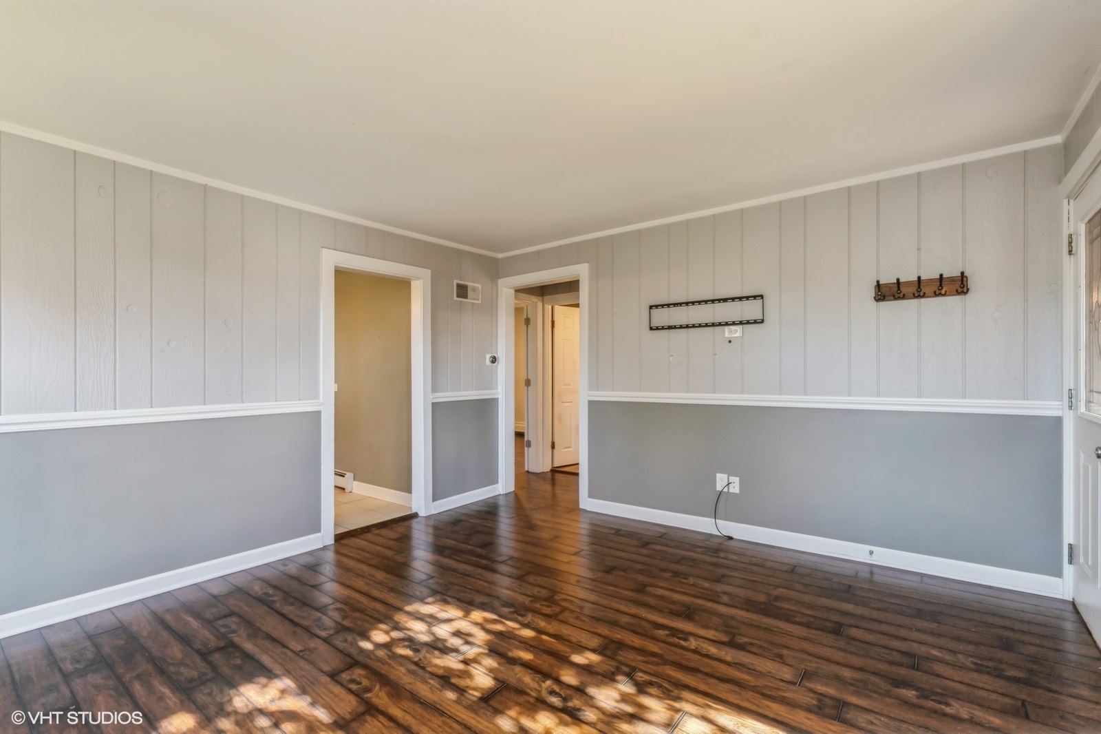 308 Briar Road Island Lake, IL 60042 - Photo 7 of 29 Gallery Image 7