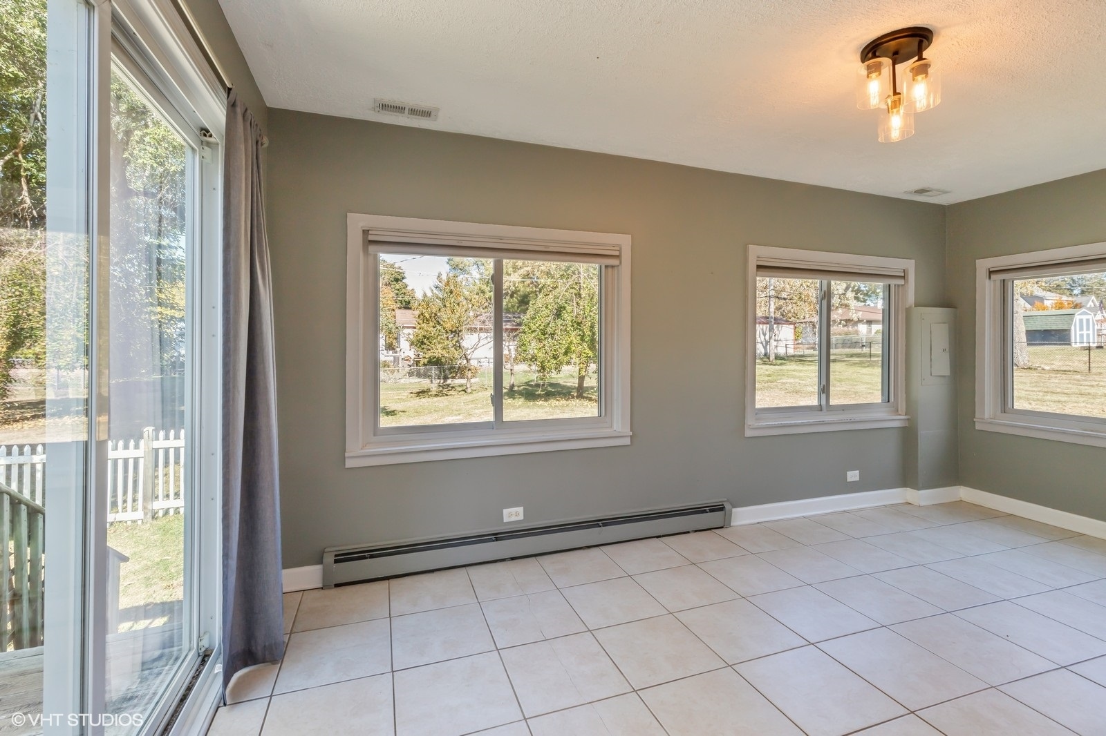 308 Briar Road Island Lake, IL 60042 - Photo 10 of 29 Gallery Image 10