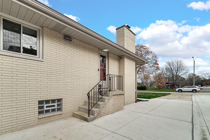 8224 Beech Avenue Munster, IN 46321 - Photo 24 of 29 800x533