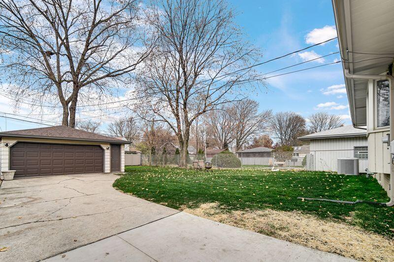 8224 Beech Avenue Munster, IN 46321 - Photo 25 of 29 800x533