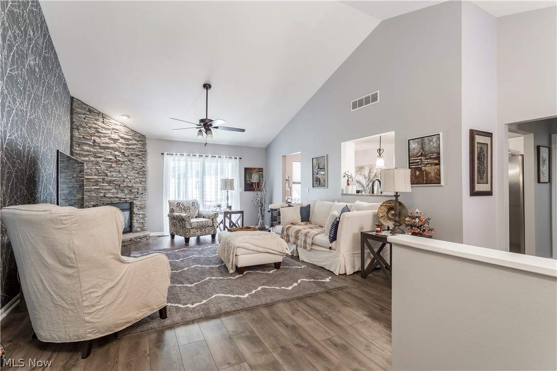 17710 Nottingham Road Cleveland, OH 44119 - Photo 2 of 30 Gallery Image 2