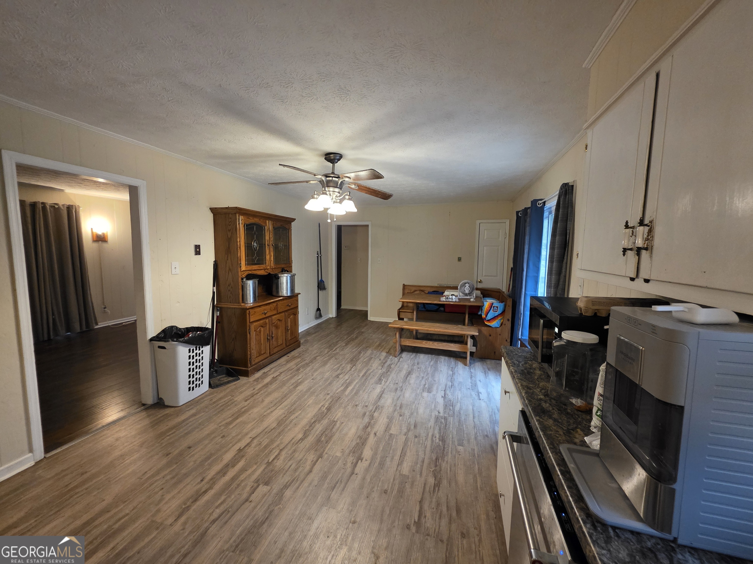 407 Earl North Road Newnan, GA 30263 - Photo 8 of 27