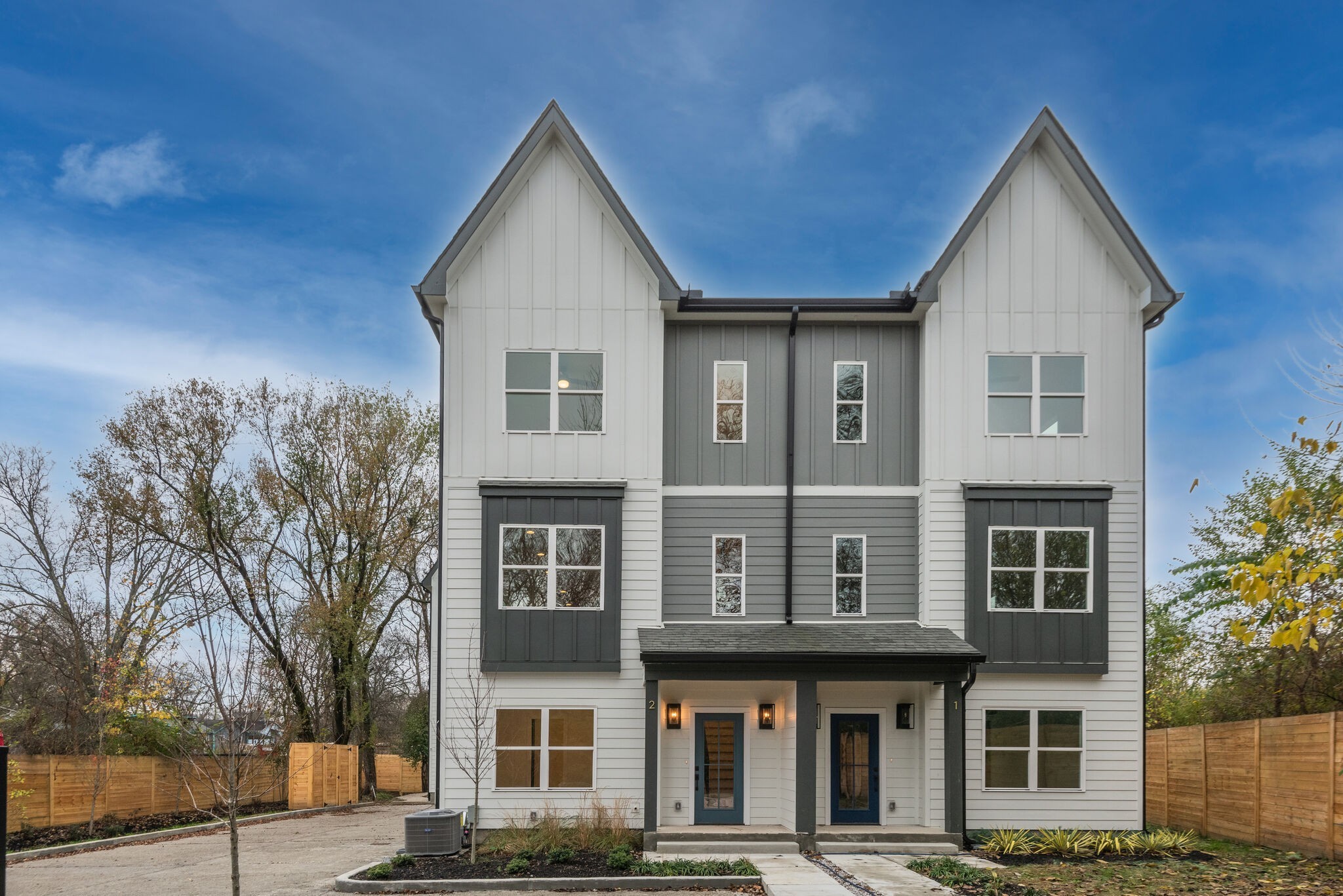 862 West Sharpe Ave Unit 2  