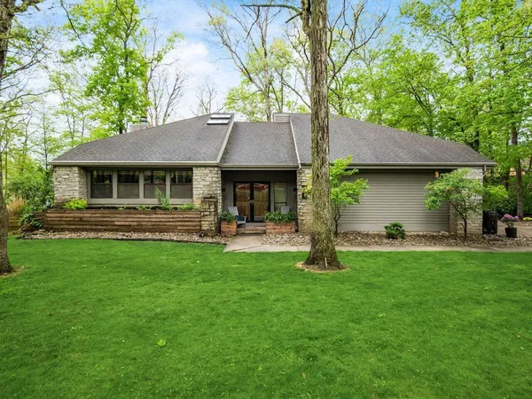 $484,500 | 5303 Grosbeak Glen, Orient, OH 43146