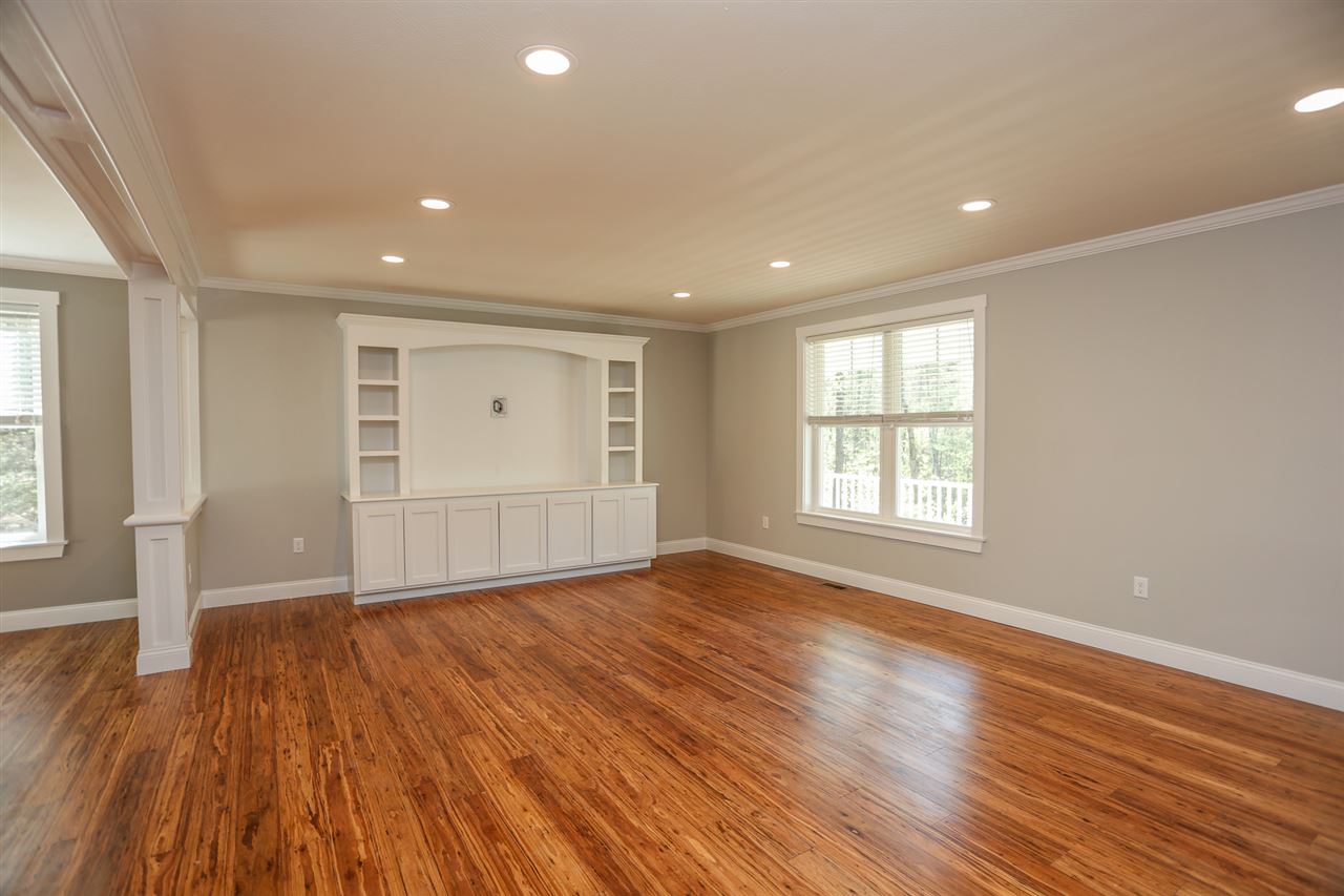 33 Pulpit Road, Unit 1638118 Bedford, NH 03110 - Photo 11 of 34 Gallery Image 11