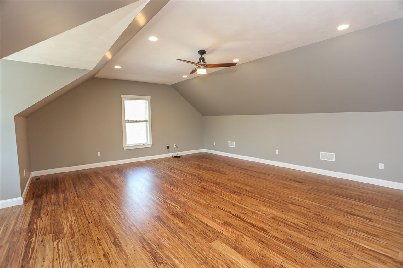 33 Pulpit Road, Unit 1638118 Bedford, NH 03110 - Photo 22 of 34 Gallery Image 22