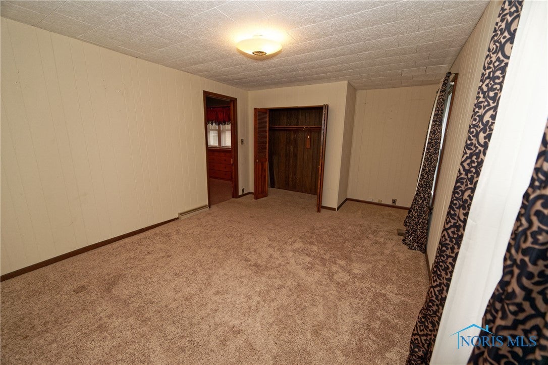 4139 Bennett Road Toledo, OH 43612 - Photo 12 of 23 MASTER BEDROOM COULD BE USED AS OFFICE