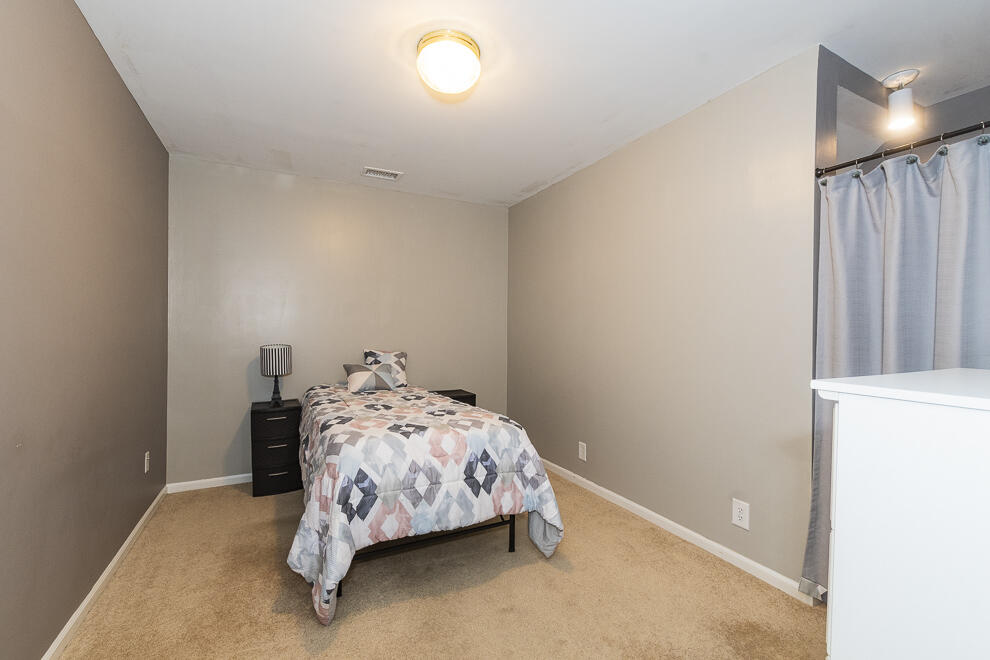 908 Stafford Road Kalamazoo, MI 49006 - Photo 37 of 46 RN5_7148