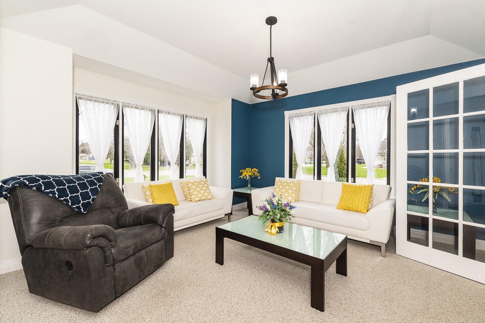 908 Stafford Road Kalamazoo, MI 49006 - Photo 5 of 46 RN5_7115