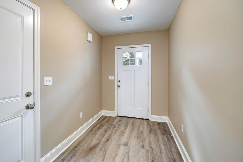 213 South Hampton Street Pinewood, SC 29125 - Photo 7 of 31 Gallery Image 7