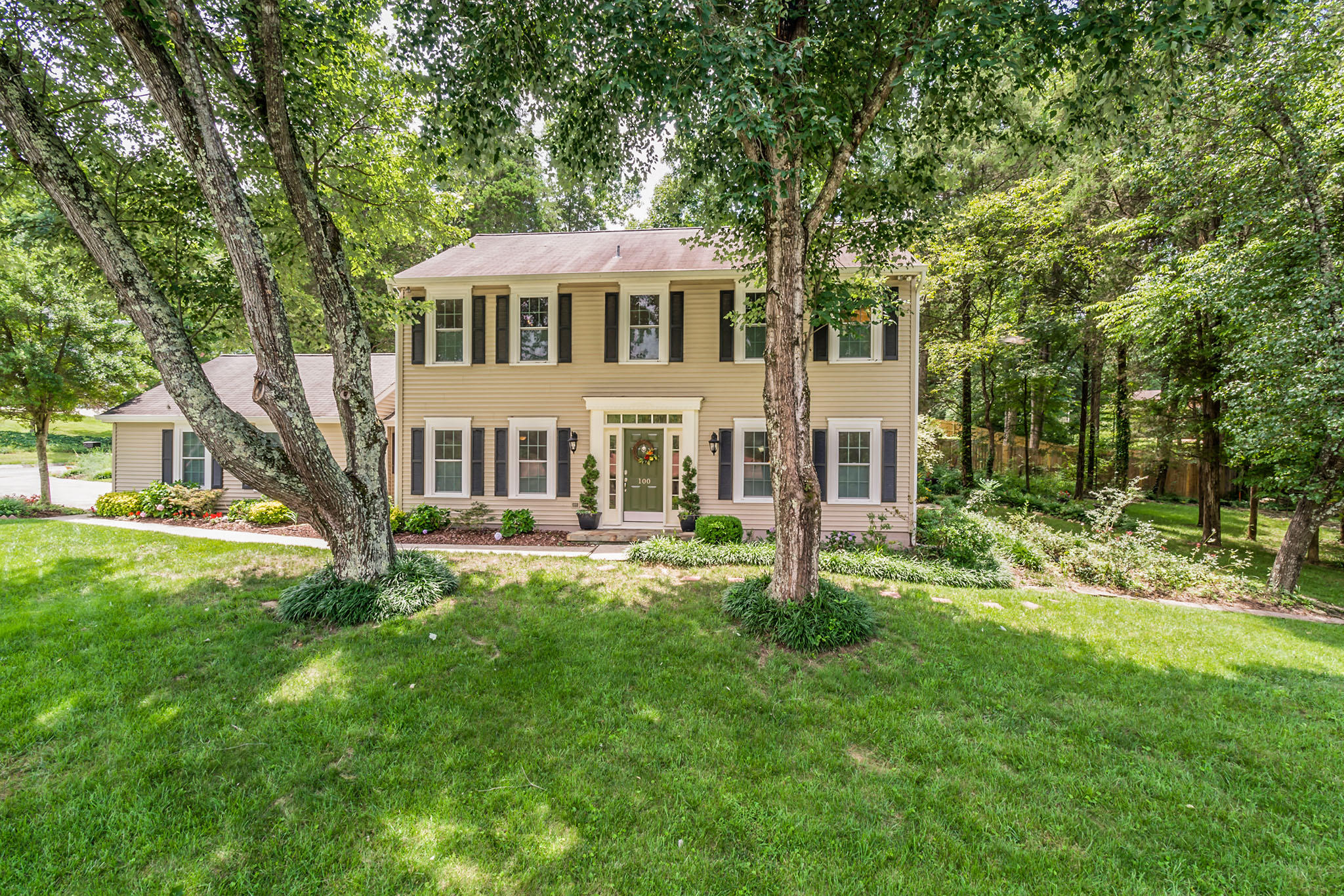 100 Hardwick Place Oak Ridge, TN 37830 - Photo 1 of 42 100_Hardwick_101