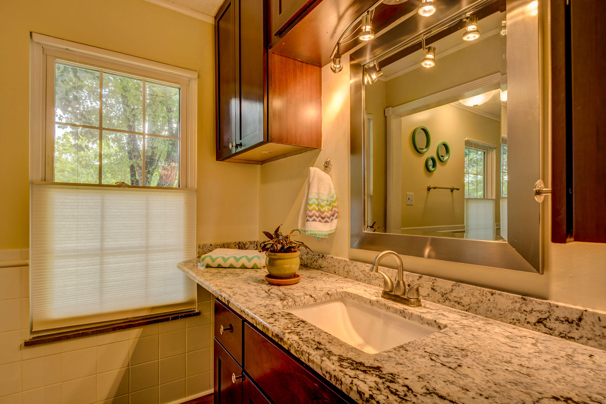 100 Hardwick Place Oak Ridge, TN 37830 - Photo 12 of 42 100_Hardwick_114