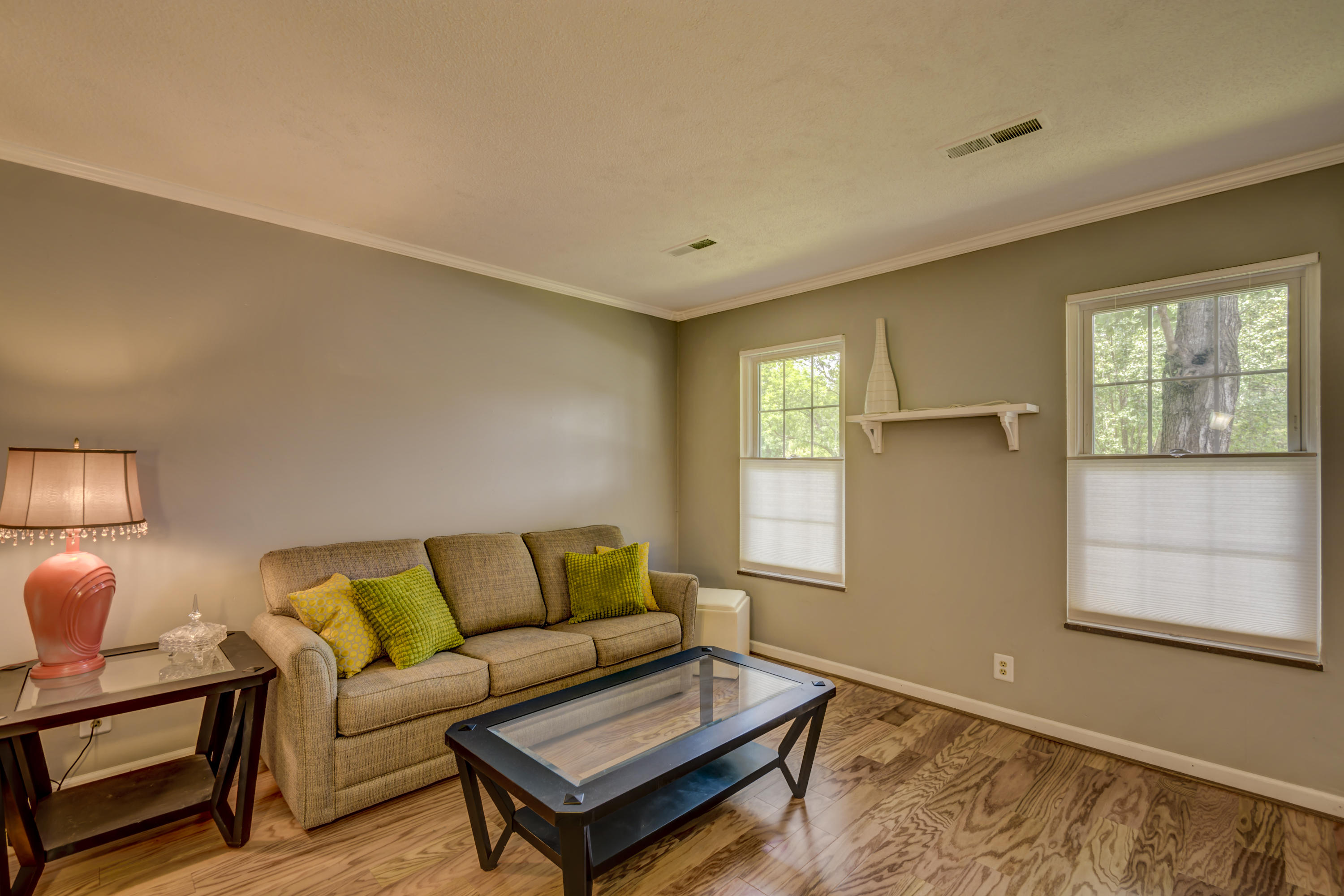 100 Hardwick Place Oak Ridge, TN 37830 - Photo 3 of 42 100_Hardwick_104