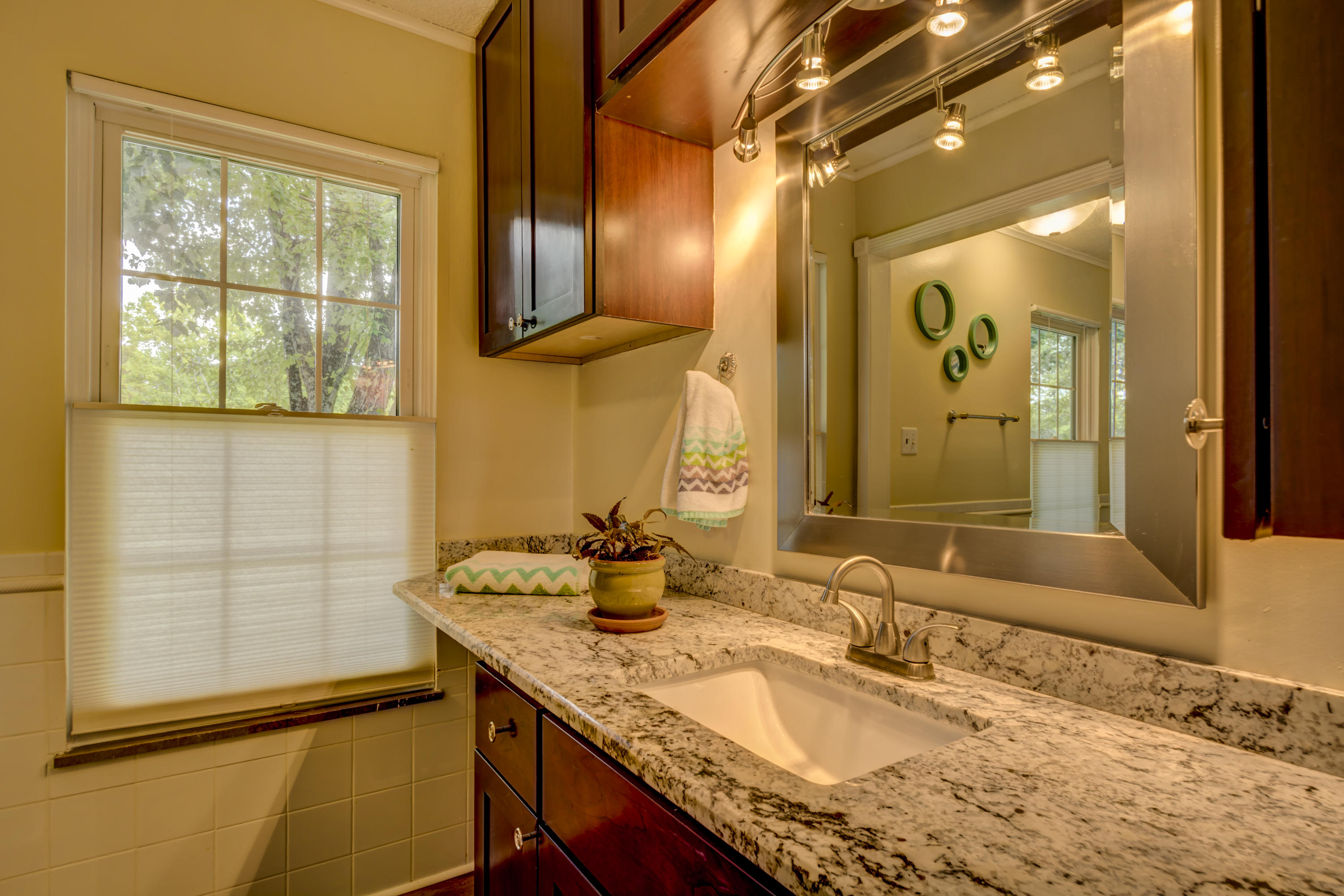 100 Hardwick Place Oak Ridge, TN 37830 - Photo 27 of 42 100_Hardwick_114