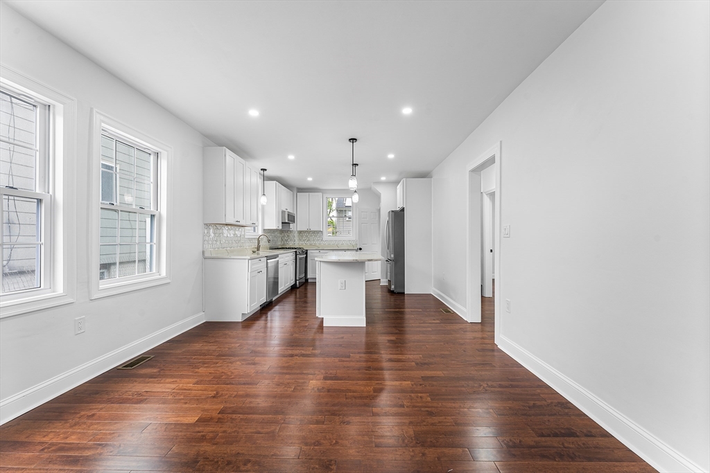 70 Edgehill Road Winthrop, MA 02152 - Photo 7 of 40