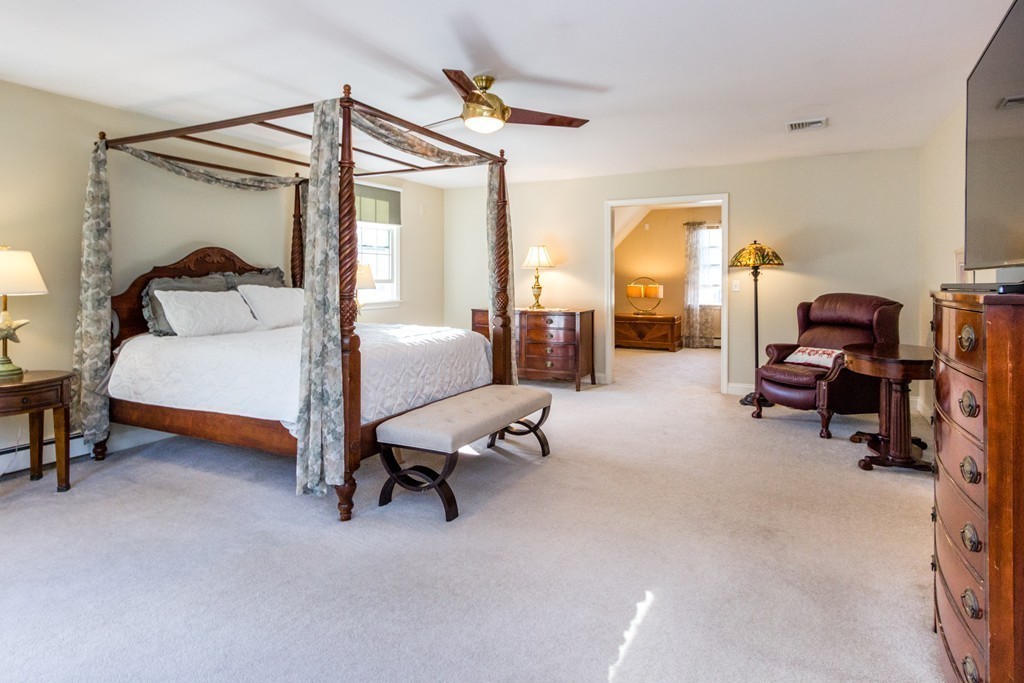 22 High Ridge Circle Franklin, MA 02038 - Photo 17 of 30 Gallery Image 17