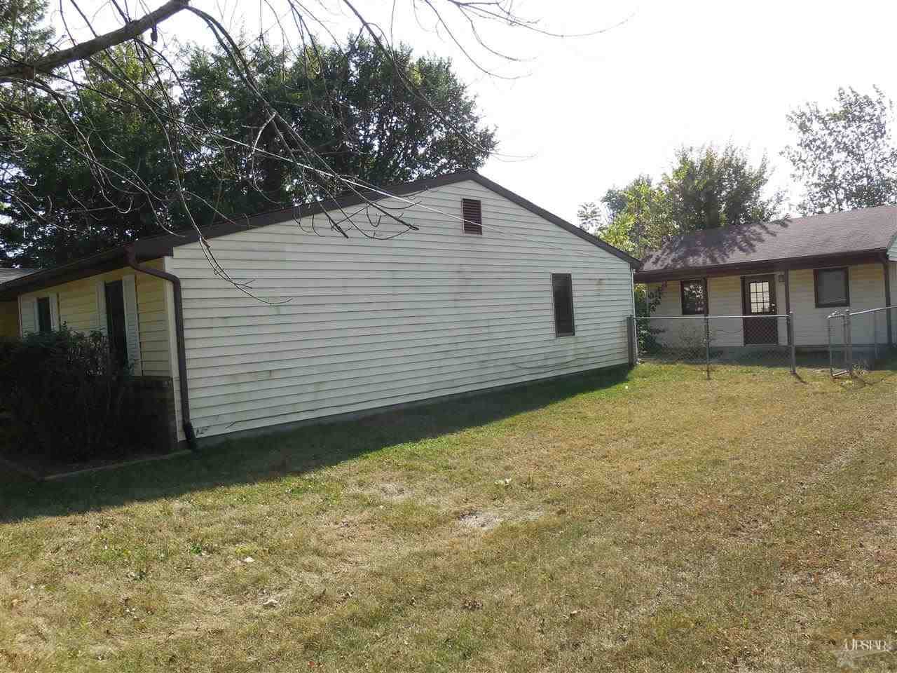 710 South Federal Avenue Butler, IN 46721 - Photo 3 of 10 Gallery Image 3