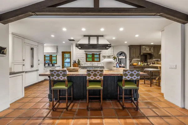 $30,000 | 535 North Belardo Road, Palm Springs, CA 92262