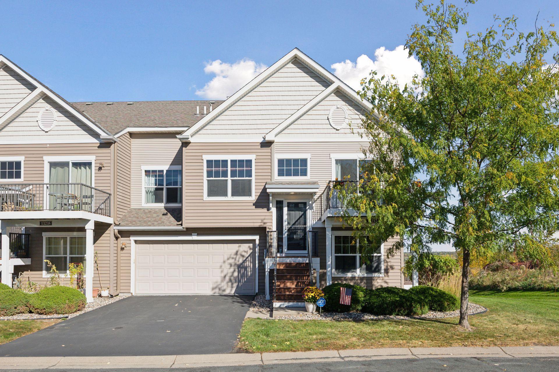 13237 Virginia Avenue South Savage, MN 55378 - Photo 3 of 26