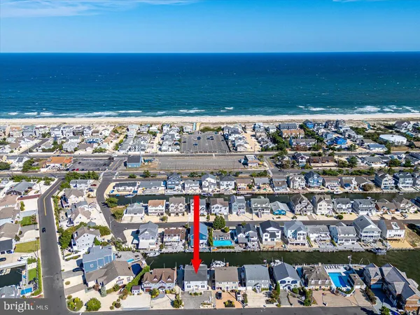 $1,950,000 | 308 Cove Drive, Mantoloking, NJ 08738