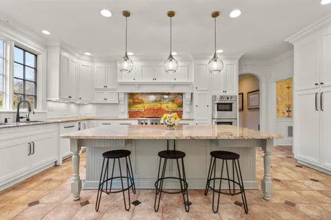 $2,799,999 | 342 Midlock Road, Fairfield, CT 06824