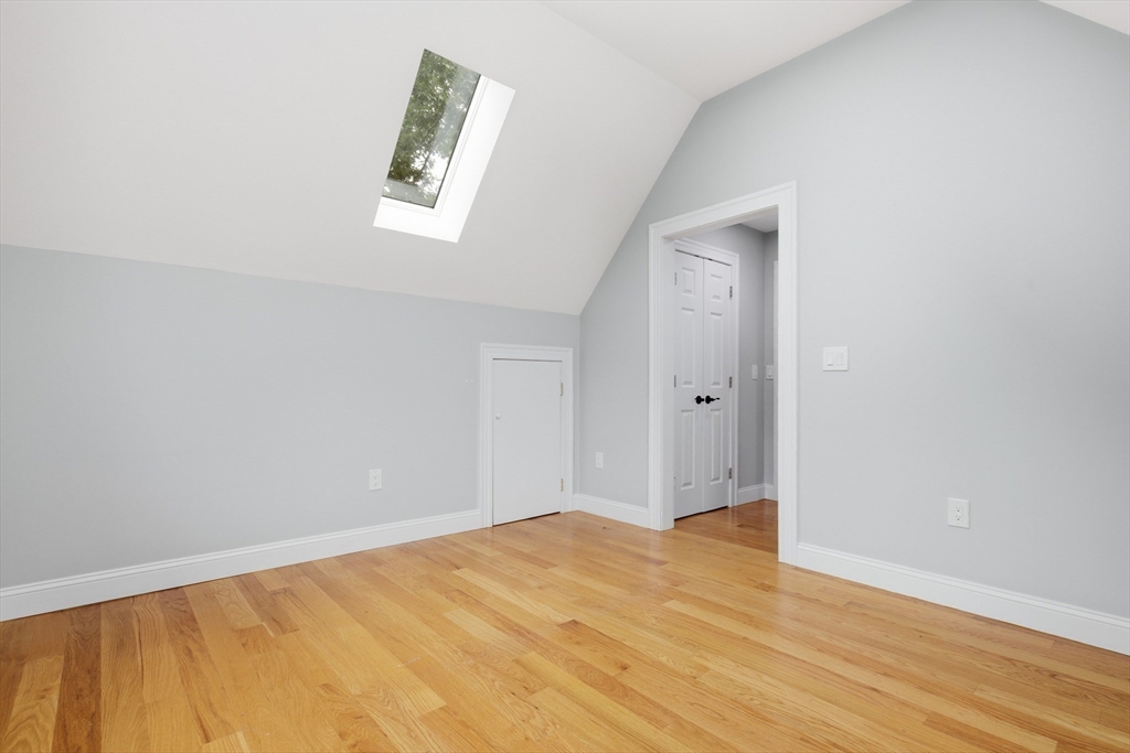 28 Beecher Place, Unit B Newton, MA 02459 - Photo 13 of 36