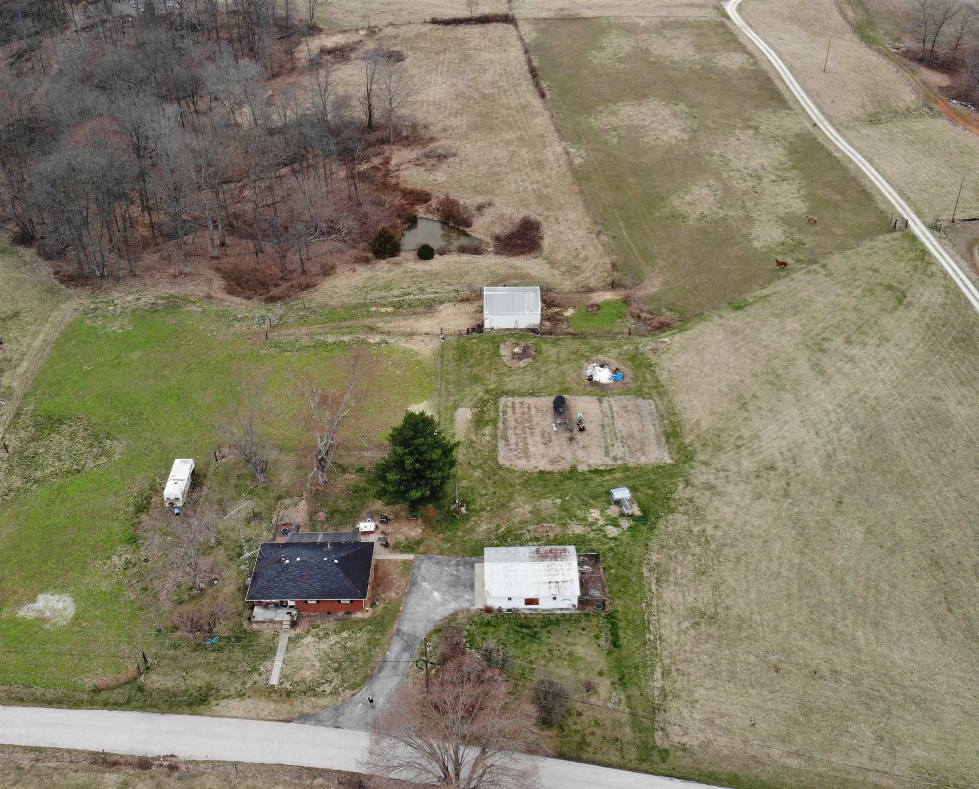 2607 Ditney Ridge Road Bedford, IN 47421 - Photo 25 of 29 Gallery Image 25