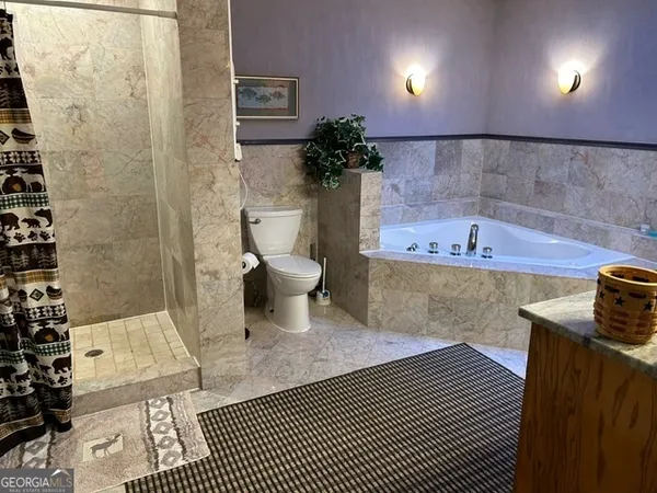 $2,200 | 2547 Upper Bell Creek Road, Hiawassee, GA 30546