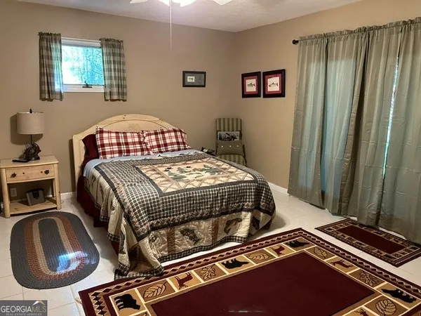 $2,200 | 2547 Upper Bell Creek Road, Hiawassee, GA 30546