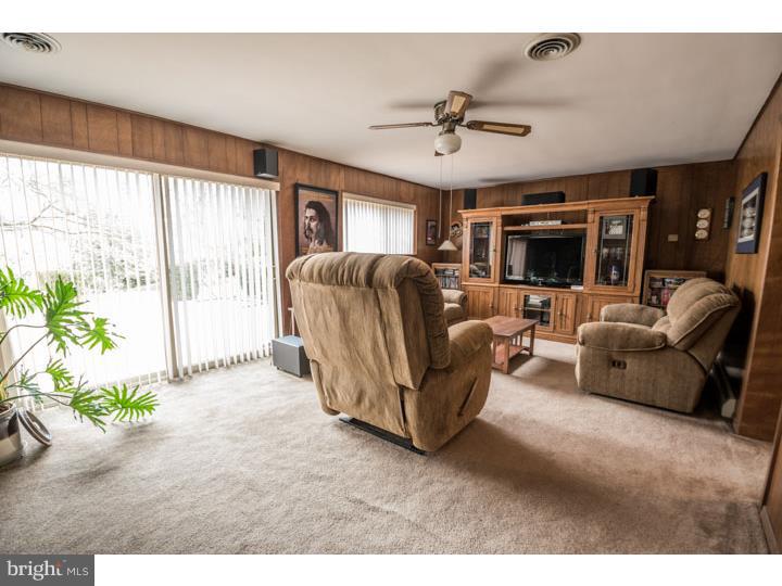 1465 Autumn Road Rydal, PA 19046 - Photo 19 of 24 Family Room