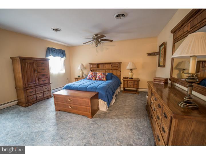 1465 Autumn Road Rydal, PA 19046 - Photo 10 of 24 Bedroom - Main