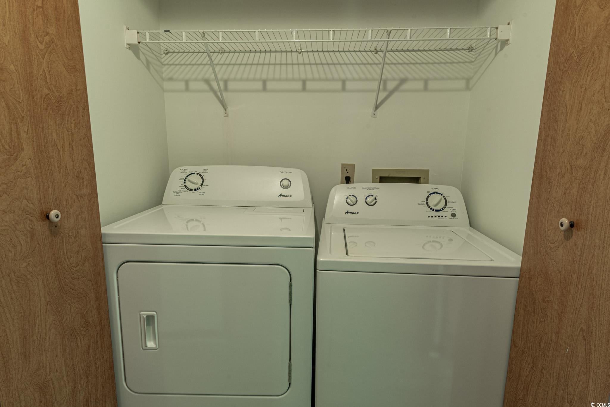 2150 Hazel Road Conway, SC 29526 - Photo 22 of 28 Washroom with washing machine and clothes dryer