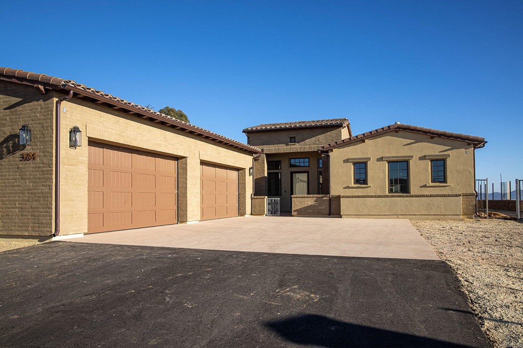 3984 Rancho Summit Drive Encinitas, CA 92024 - Photo 2 of 55
