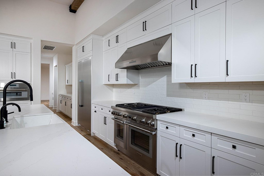 3984 Rancho Summit Drive Encinitas, CA 92024 - Photo 4 of 55