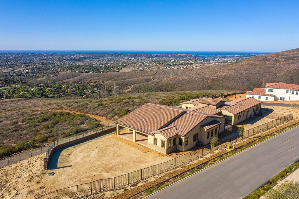 3984 Rancho Summit Drive Encinitas, CA 92024 - Photo 35 of 55