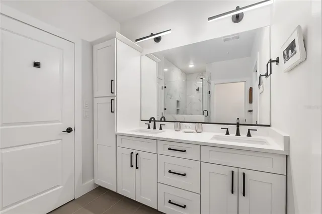 $789,000 | 2601 Southwest Williston Road, Unit 106, Gainesville, FL 32608