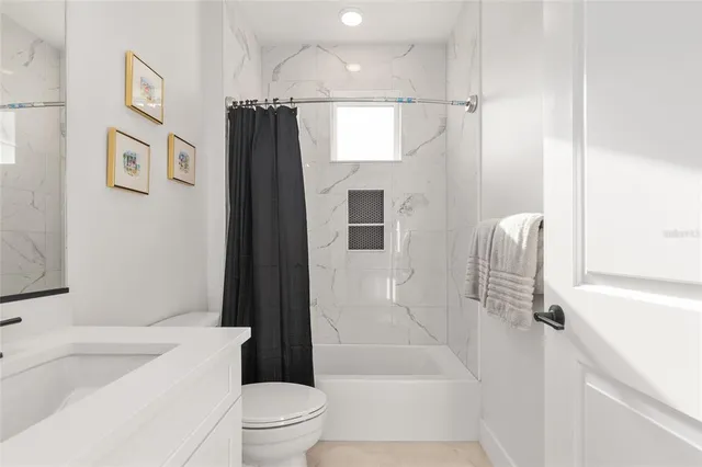 $789,000 | 2601 Southwest Williston Road, Unit 106, Gainesville, FL 32608